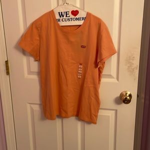 Levi’s size l orange short sleeve shirt